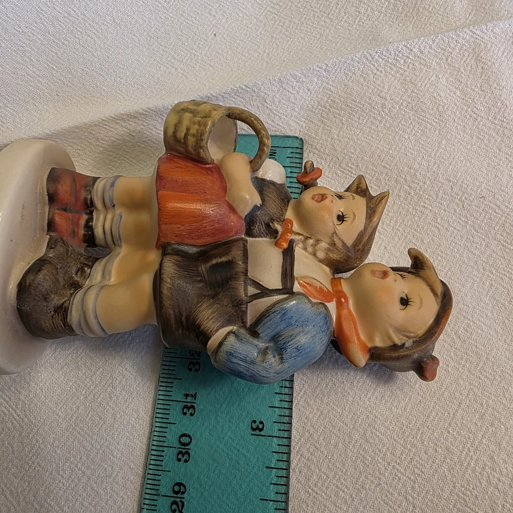 Vintage Goebel Hummel Surprise Hansel And Gretel Figurine TMK 6